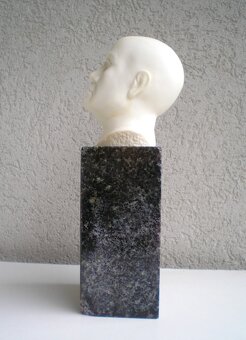 Busta B. Mussolini - 3