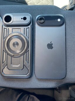 Predám iPhone Air - 3