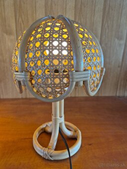 Retro ratanová stolná lampa - 3