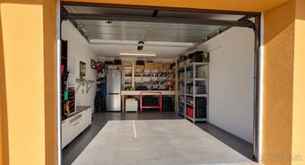 Predám garáž 27 m² – Prievidza, Na Karasiny - 3