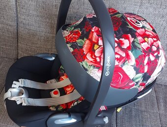 Autosedacka Cybex Cloud Z I-size Spring Blossom Dark s bazou - 3