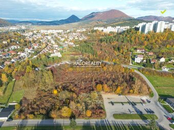 HALO reality - Predaj, priemyselný pozemok 2183 m2 Považsk - 3