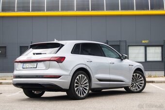 Audi E-tron 55 quattro Advanced 2019 - 3