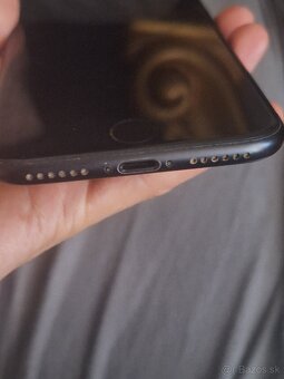 Apple 7 - 3