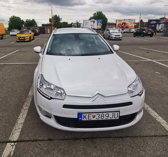 Predám veľmi pekný Citroen C5 Combi - 3
