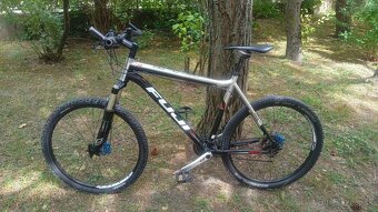 Horsky bicykel FUJI velkost ramu L, Shimano XT - 3