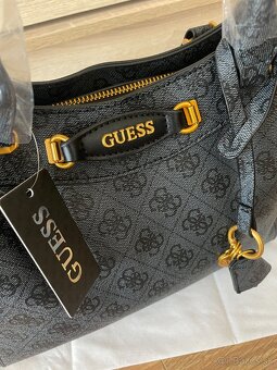 Kabelka Guess Emera 4G logo - 3