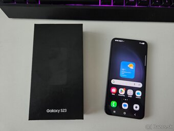 Predám Samsung S23 s 256GB pamatou a rocnou zarukou - 3
