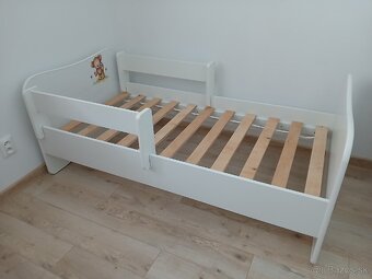 DETSKÁ POSTEĽ - 3