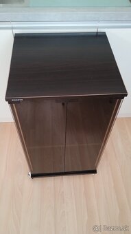 Predám midi hifi rack Sanyo - 3