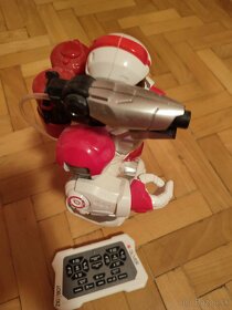 Robot Oliver /hasič - 3