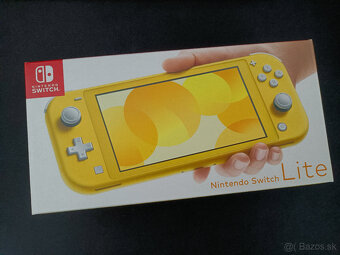 Nintendo Switch Lite - 3