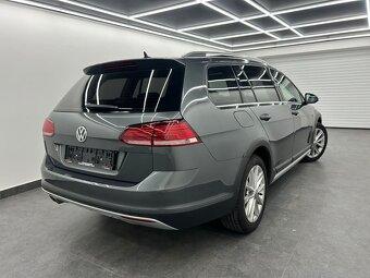 Golf Variant (Combi) 2,0 TDI Alltrack 4x4 135kW Matrix Top s - 3