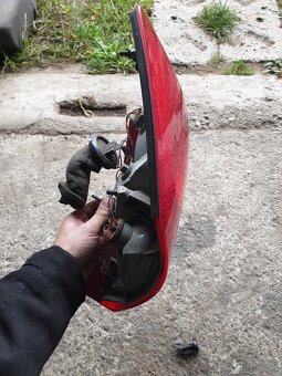 Skoda fabia 2 zadne svetlo - 3