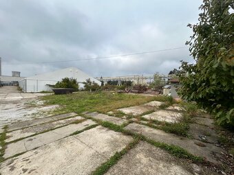 Budovy v priemyselnom areáli NA PREDAJ - 3