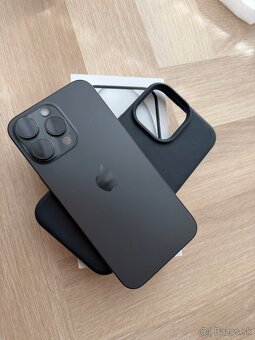 Predám iphone 15 pro Max 256gb - 3