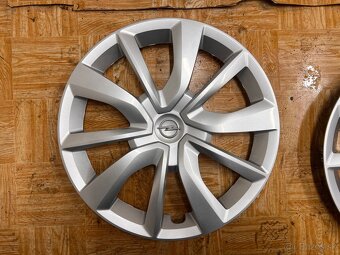Puklice Opel R16 - 3