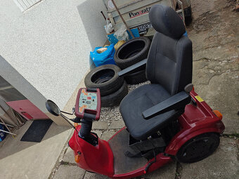 Trojkolesový elektrický invalidný skúter, vyservisovaný - 3