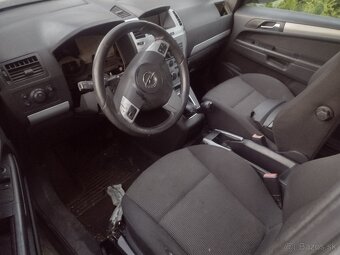Predám Opel Zafira B 1.9 CDTI na náhradné diely - 3