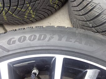 Toyota Yaris Cross zánovná zimna sada kolies s TPMS - 3