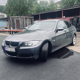 BMW e90 320i - 3