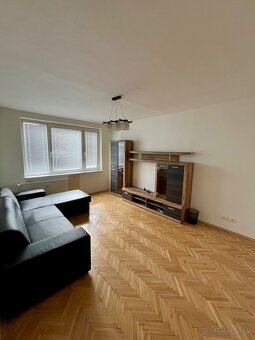 Na PREDAJ / Železníky / Užhorodská / 2 izbový byt - 52m2 - 3