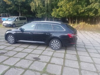 Predám Škoda Superb 3 combi obsah 1,6desel ročník 2020 DSG - 3