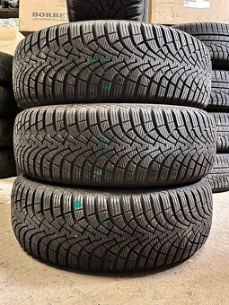 4ks. 205/60 R16 92H ZIMNÍ pneu - jak nové - 3