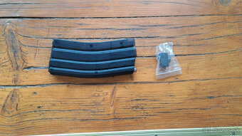 Airsoft príslušenstvo kolimator, nabijacka... - 3