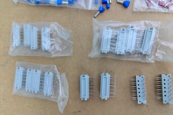 Elektro súčiastky . - 3