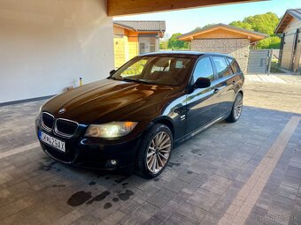 BMW rad 3 Touring 320d Touring xDrive A/T - 3