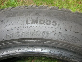 215/55R17 - 3