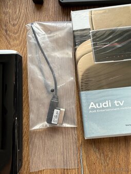 Predám vzácne TV OEM Audi - 3