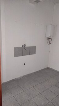 100m2 Obchodno skladový priestor, Alejová, Košice - 3