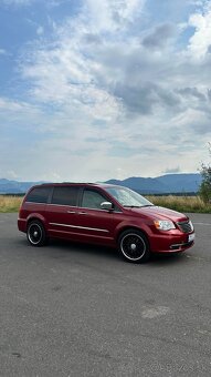 Chrysler Grand Voyager 3.6 LPG 211KW - 3