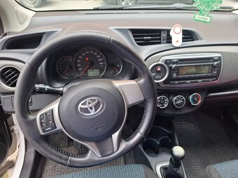 Toyota yaris - 3