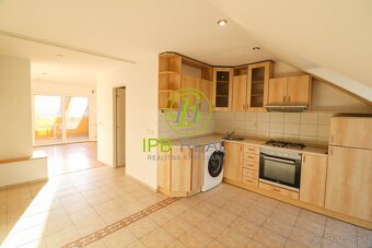 Pekný, slnečný 2-izb. byt s terasou, balkónom a parkovaním n - 3