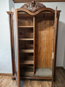 Predám starožitnú skriňu - 3