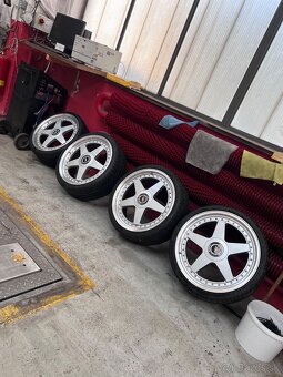 5x112 8.5j et30 r20 255/30r20 - 3