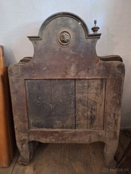 Starožitná posteľ - 3