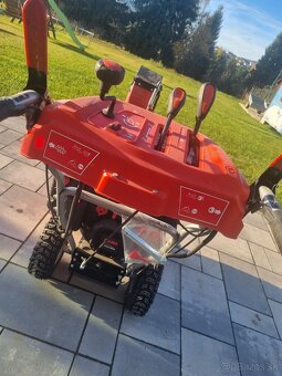 Predám snežnú frézu ALKO SNOw LINE 620,4 E III LED - 3