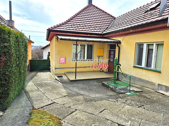 3 izbový dom s veľkým pozemkom v obci Radošina - 3