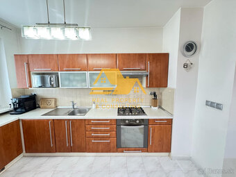 Exkluzívne Predám rodinný dom s garážou v tichej lokalite - 3