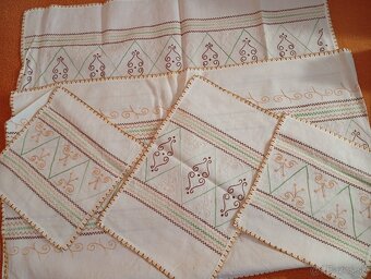 Výšivky - 3