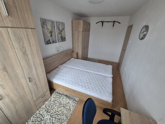 Izba 12 m² pre 1 alebo 2 osoby – Dúbravka, 3-izbový byt - 3