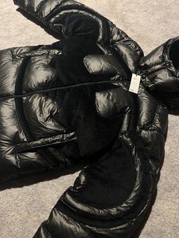 PRAVÁ Batman x Moncler bunda - 3