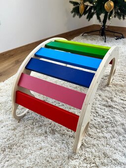 Dúhová Montessori hojdačka - 3