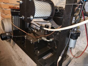 Predám vzduchový kompresor Jikov - 3