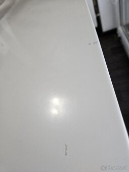 Jedálenský stôl a stoličky - 3