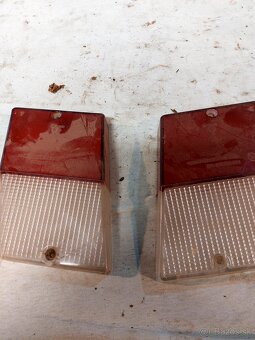 smerovky VW,zadne svetlo kryt S Favorit - 3